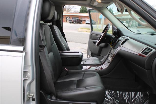 used 2014 Cadillac Escalade car, priced at $12,995