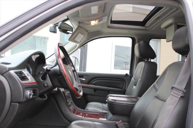 used 2014 Cadillac Escalade car, priced at $12,995