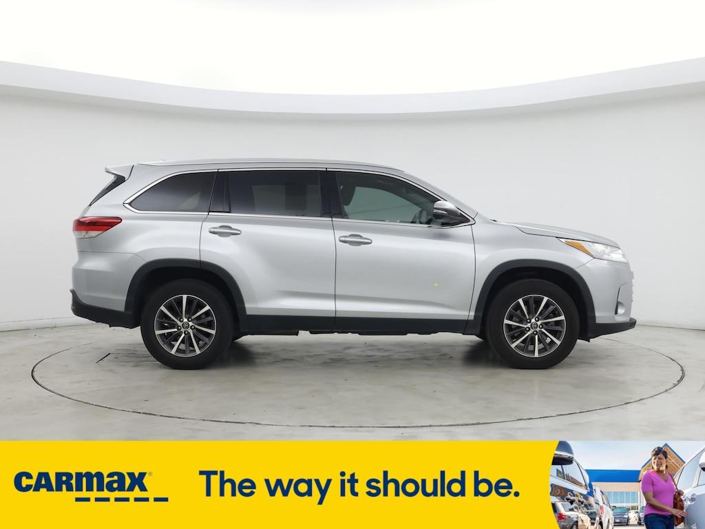 used 2019 Toyota Highlander car, priced at $28,998