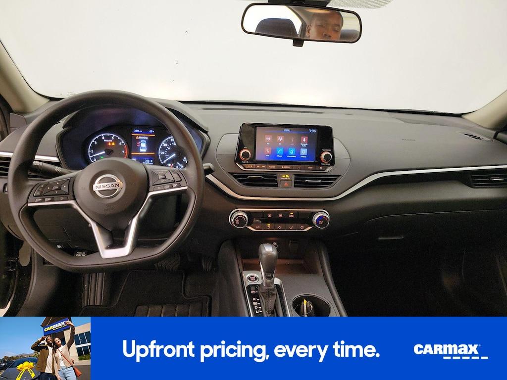 used 2024 Nissan Sentra car, priced at $19,998
