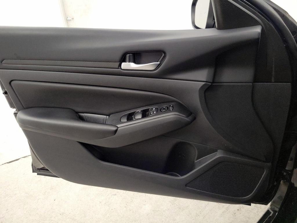 used 2024 Nissan Sentra car, priced at $19,998
