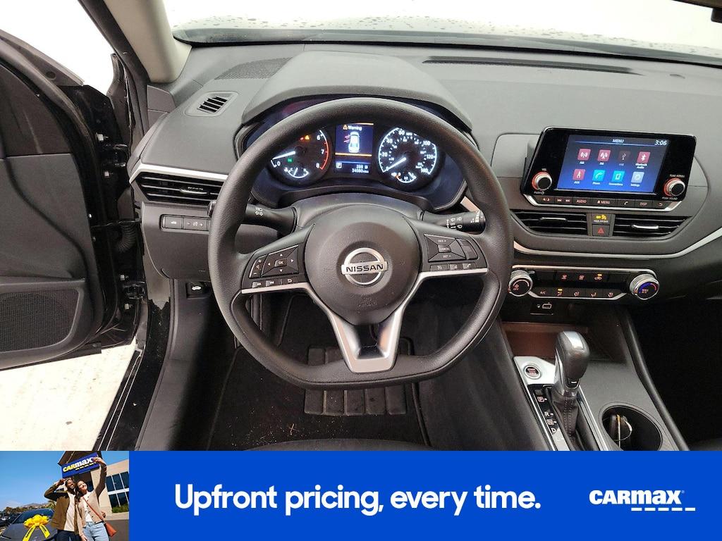 used 2024 Nissan Sentra car, priced at $19,998
