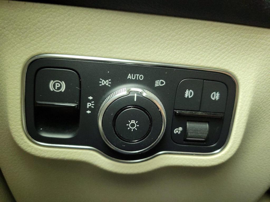 used 2022 Mercedes-Benz GLB 250 car, priced at $32,998