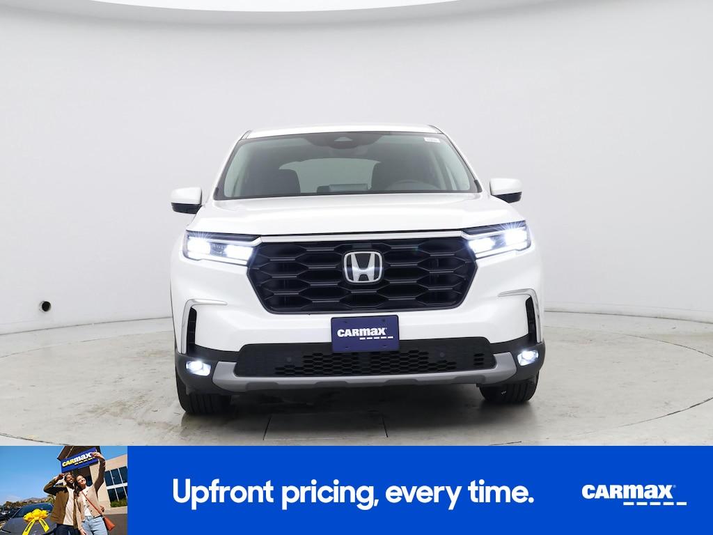 used 2025 Honda Pilot car, priced at $43,998