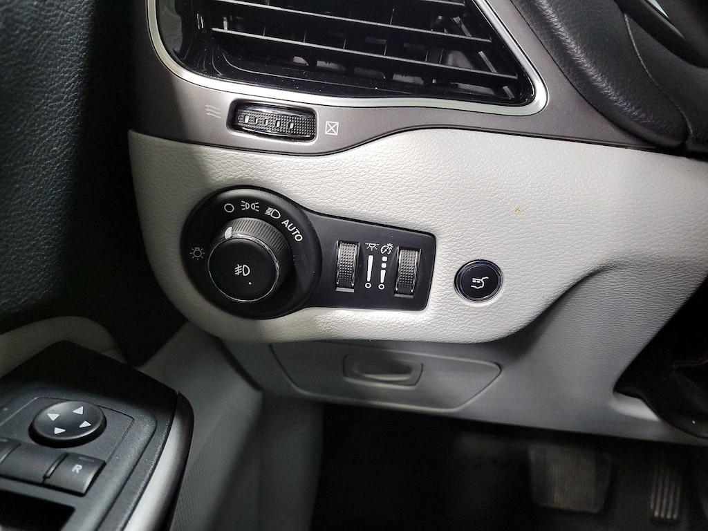 used 2020 Jeep Cherokee car, priced at $16,998