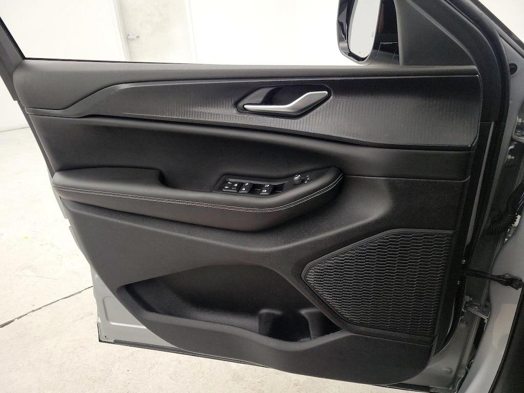 used 2023 Jeep Grand Cherokee car, priced at $30,998