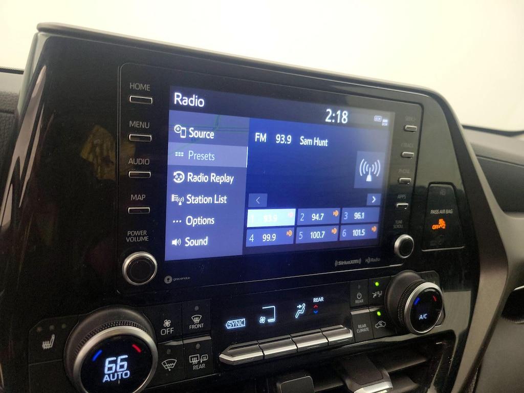 used 2021 Toyota Highlander car, priced at $33,998