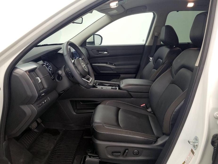 used 2023 Nissan Pathfinder car, priced at $33,998