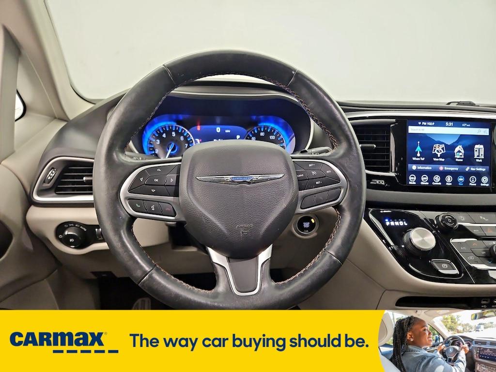 used 2020 Chrysler Pacifica car, priced at $27,998