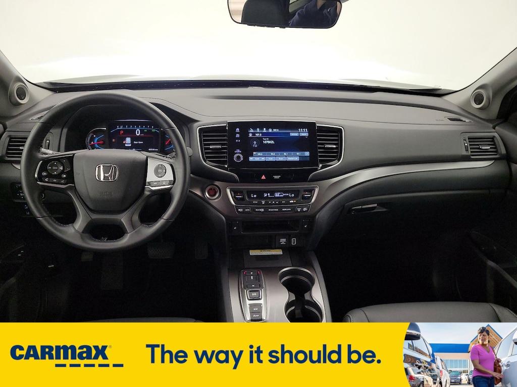 used 2022 Honda Pilot car, priced at $33,998