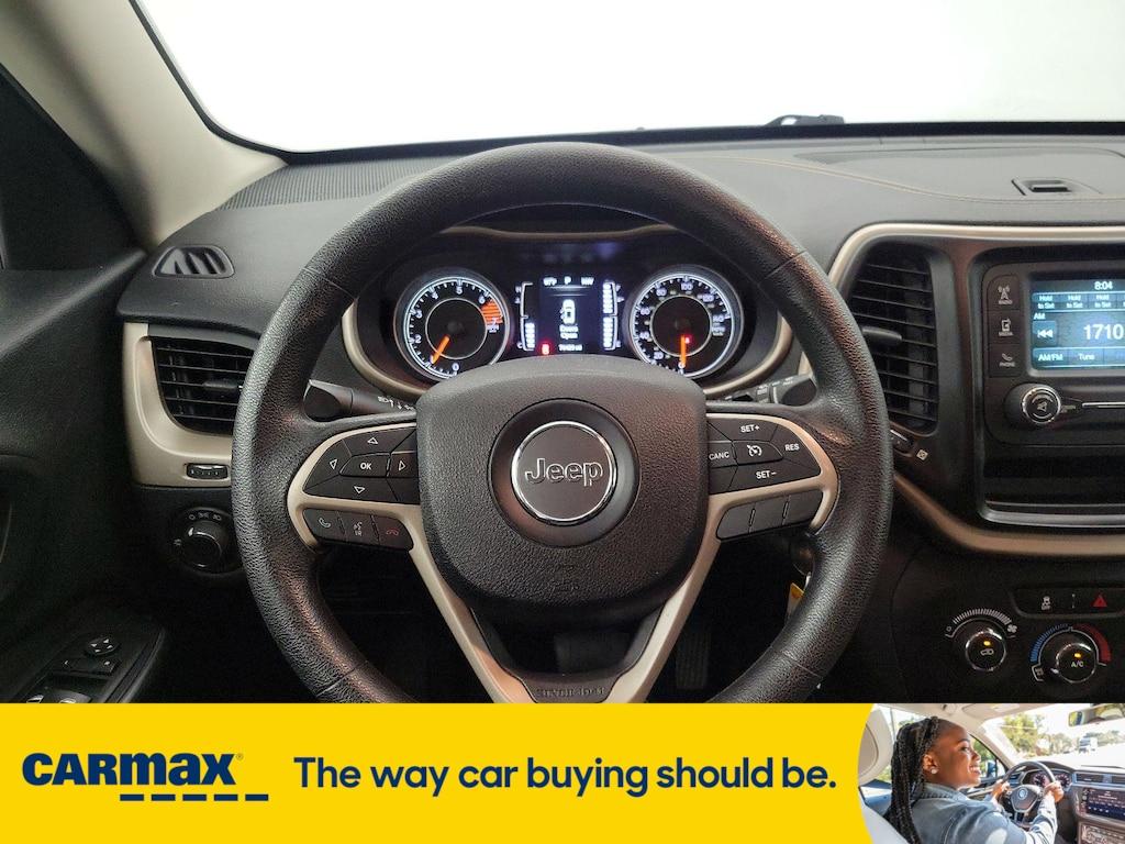 used 2016 Jeep Cherokee car, priced at $14,998