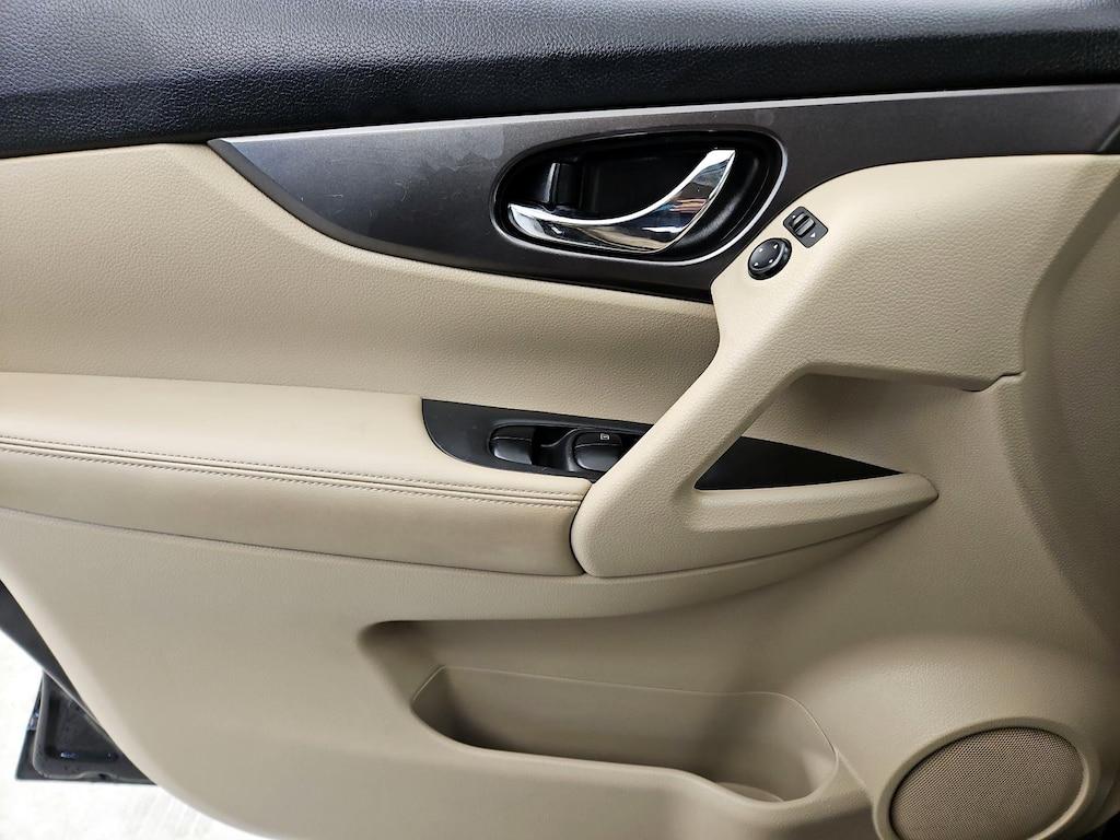 used 2016 Nissan Rogue car, priced at $15,998