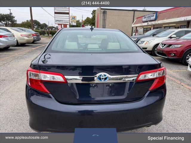 used 2014 Toyota Camry Hybrid car, priced at $14,900