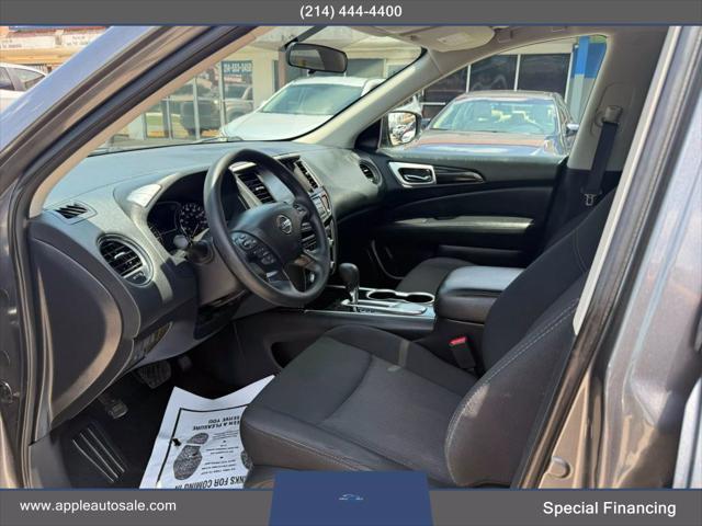 used 2020 Nissan Pathfinder car, priced at $14,900