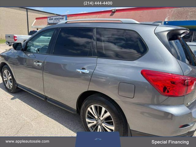 used 2020 Nissan Pathfinder car, priced at $14,900