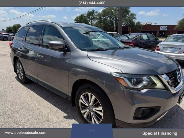 used 2020 Nissan Pathfinder car, priced at $14,900