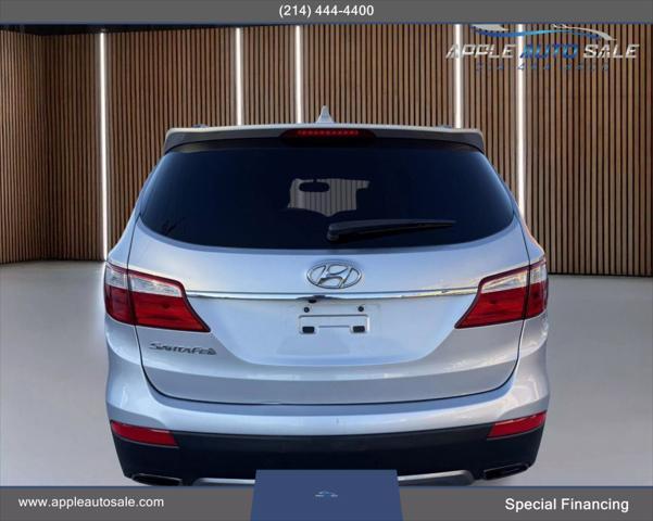used 2013 Hyundai Santa Fe car, priced at $10,900