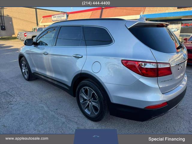 used 2013 Hyundai Santa Fe car, priced at $11,900