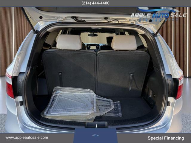 used 2013 Hyundai Santa Fe car, priced at $10,900
