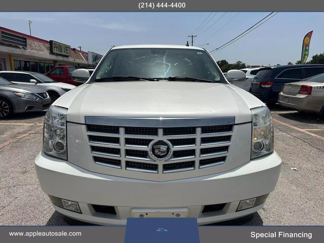 used 2007 Cadillac Escalade car, priced at $10,900