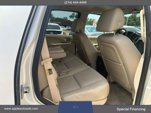 used 2007 Cadillac Escalade car, priced at $10,900