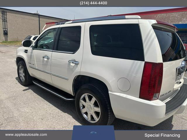 used 2007 Cadillac Escalade car, priced at $10,900