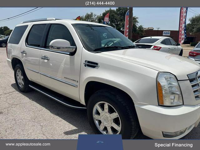 used 2007 Cadillac Escalade car, priced at $10,900