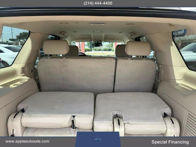 used 2007 Cadillac Escalade car, priced at $10,900