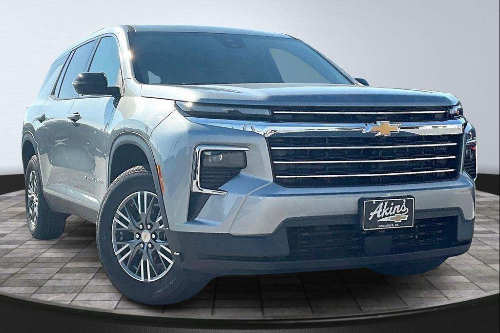 new 2026 Chevrolet Traverse car, priced at $41,069