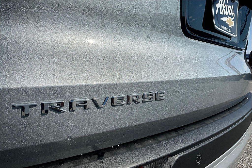 new 2026 Chevrolet Traverse car, priced at $41,069