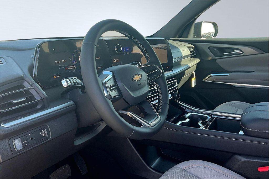 new 2026 Chevrolet Traverse car, priced at $41,069