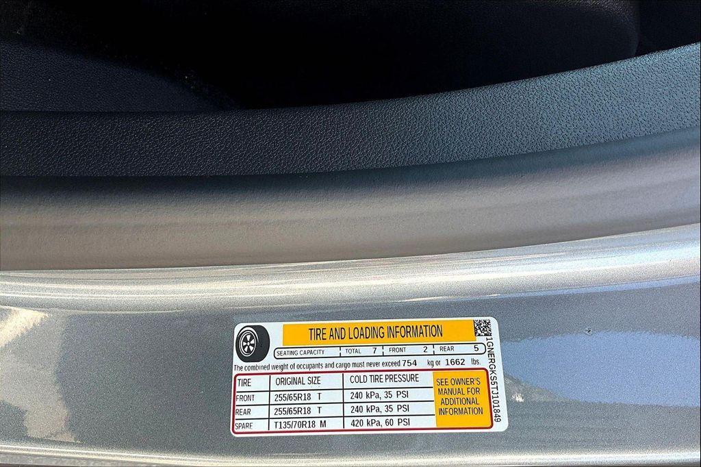 new 2026 Chevrolet Traverse car, priced at $41,069