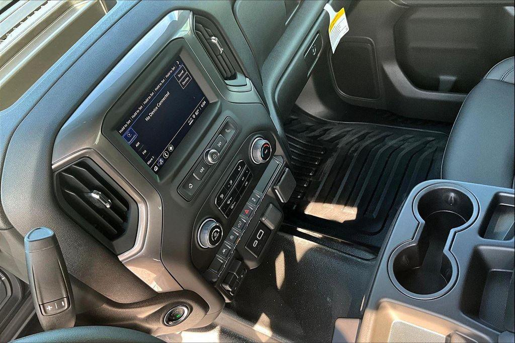 new 2025 Chevrolet Silverado 1500 car, priced at $42,050