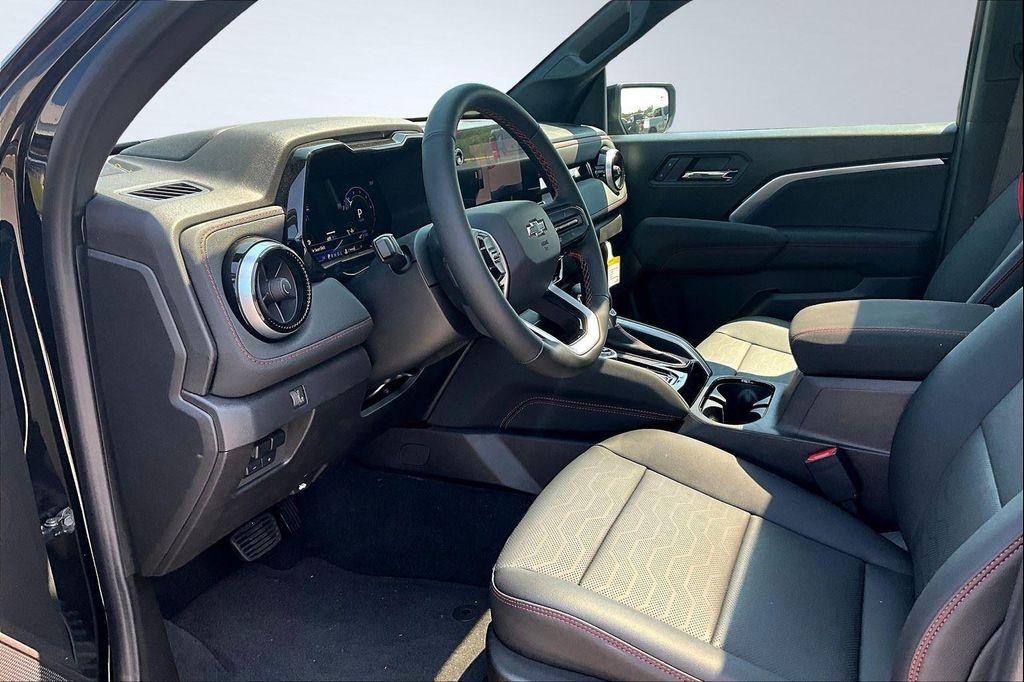 new 2025 Chevrolet Colorado car, priced at $47,090