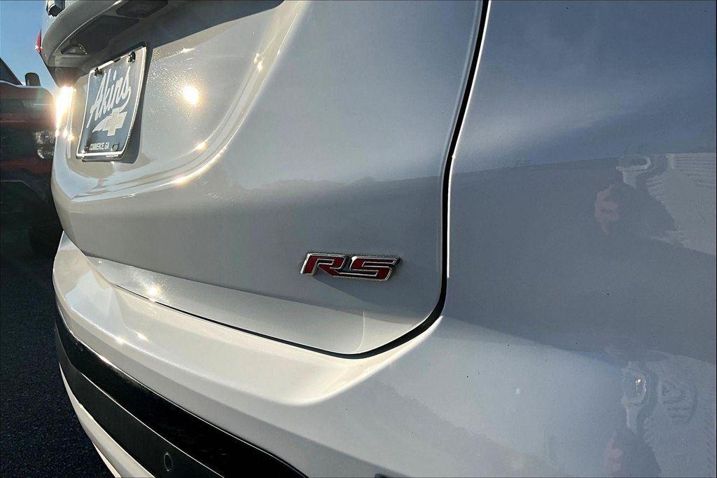 used 2022 Chevrolet Equinox car, priced at $21,991