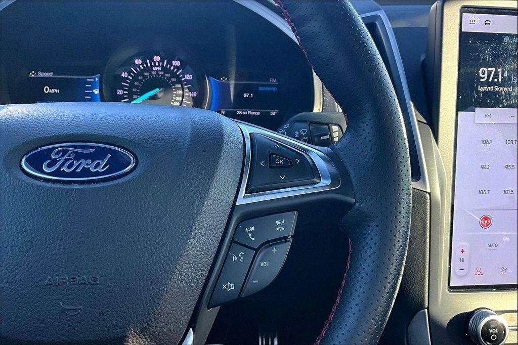 used 2022 Ford Edge car, priced at $25,991