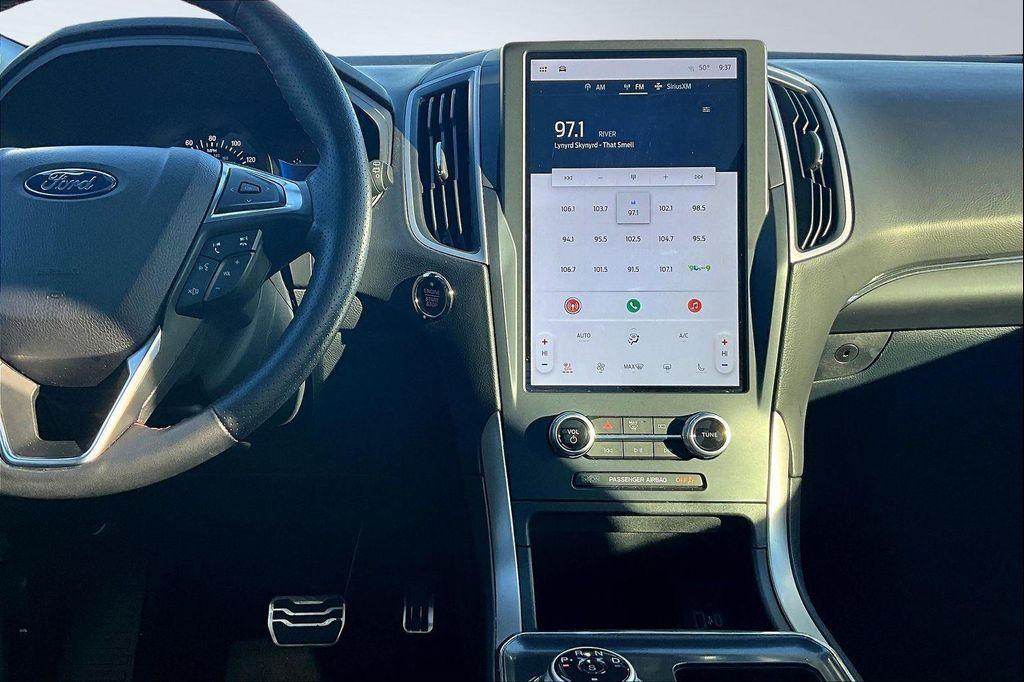 used 2022 Ford Edge car, priced at $25,991