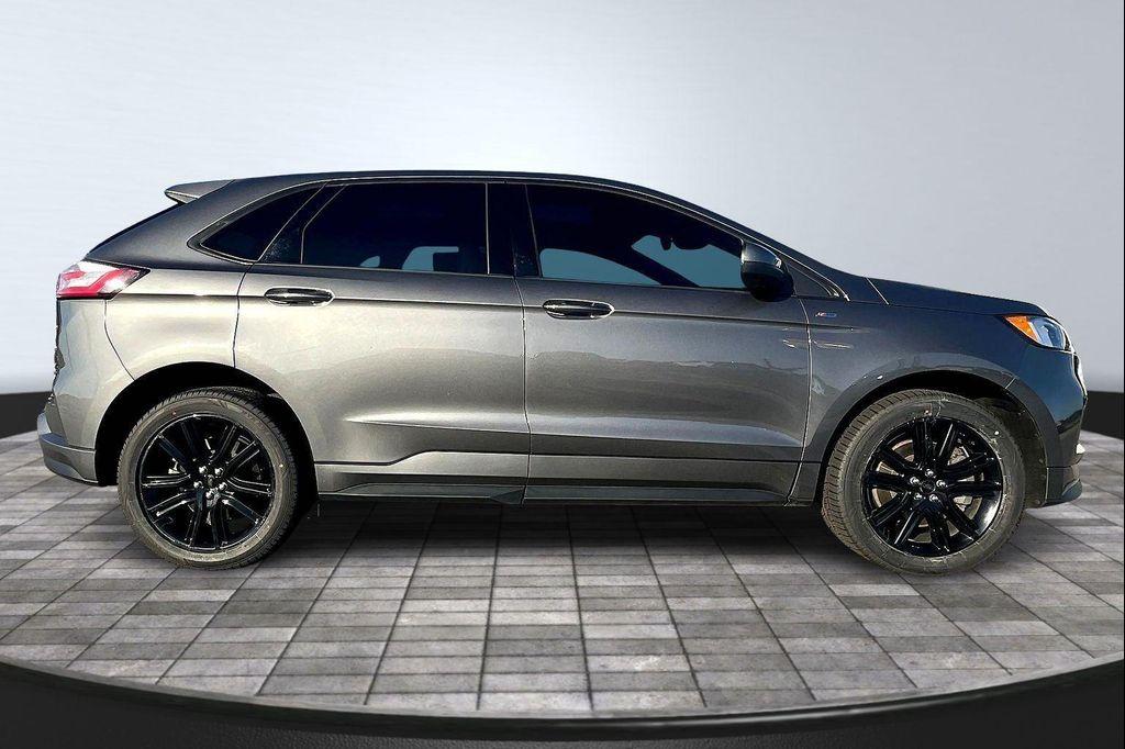 used 2022 Ford Edge car, priced at $25,991