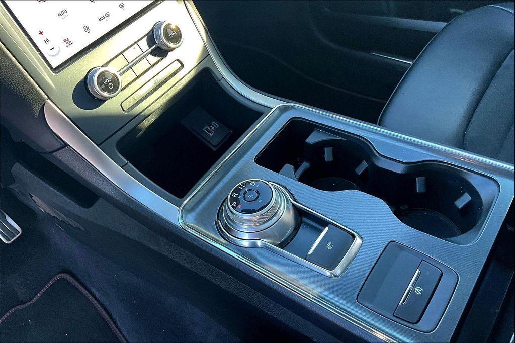 used 2022 Ford Edge car, priced at $25,991