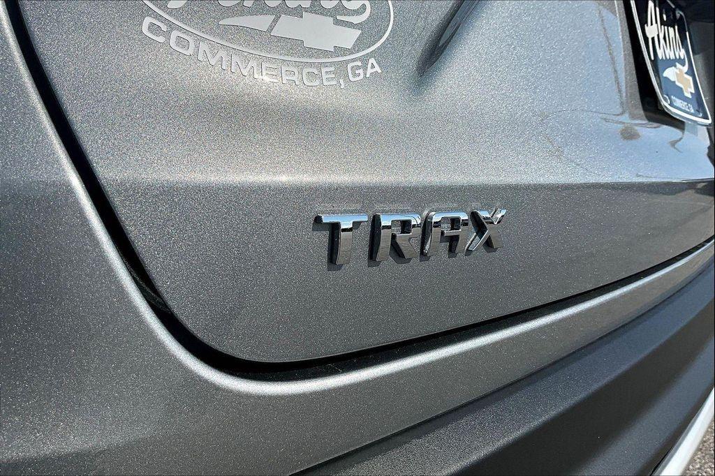 new 2025 Chevrolet Trax car, priced at $24,114