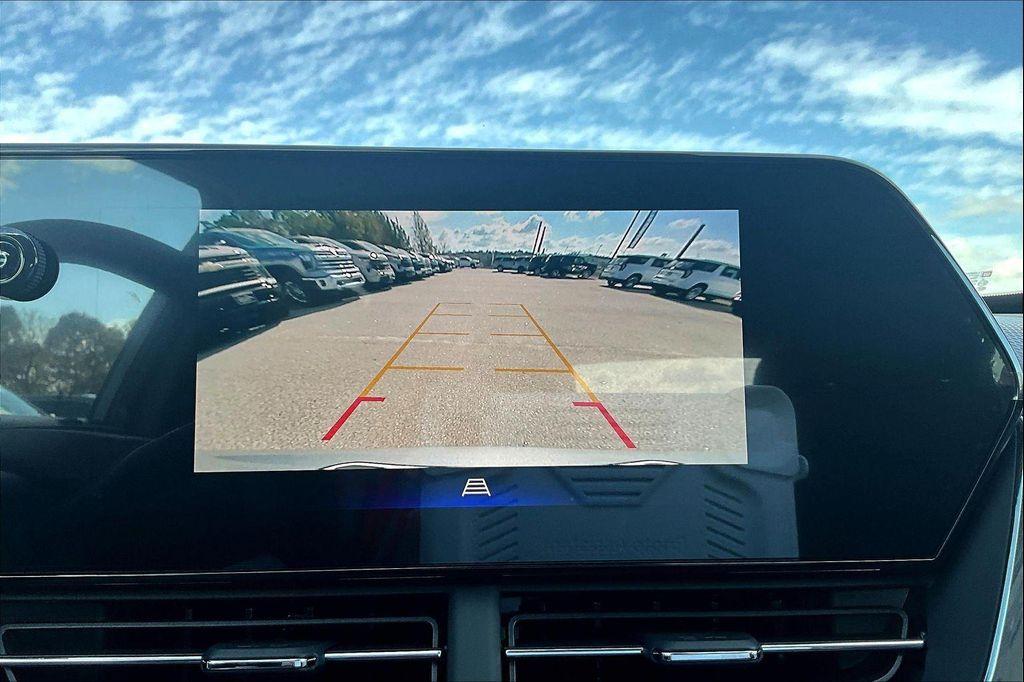 new 2025 Chevrolet Trax car, priced at $24,114