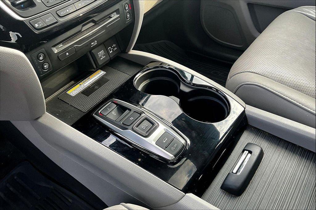 used 2019 Honda Pilot car, priced at $15,991