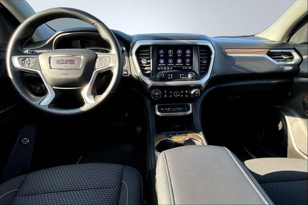 used 2023 GMC Acadia car, priced at $28,991