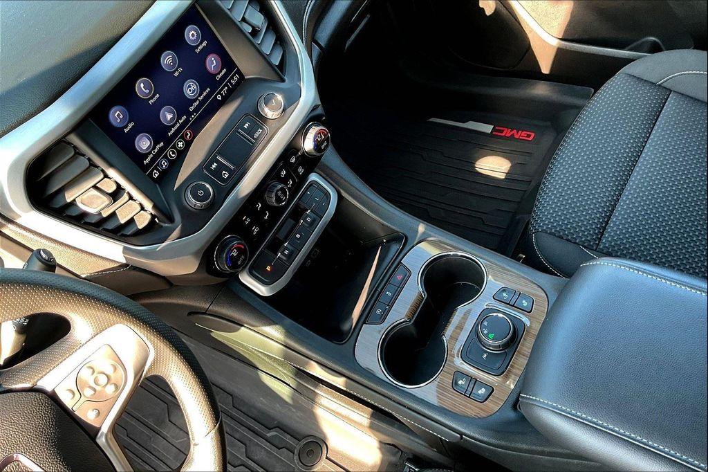 used 2023 GMC Acadia car, priced at $28,991