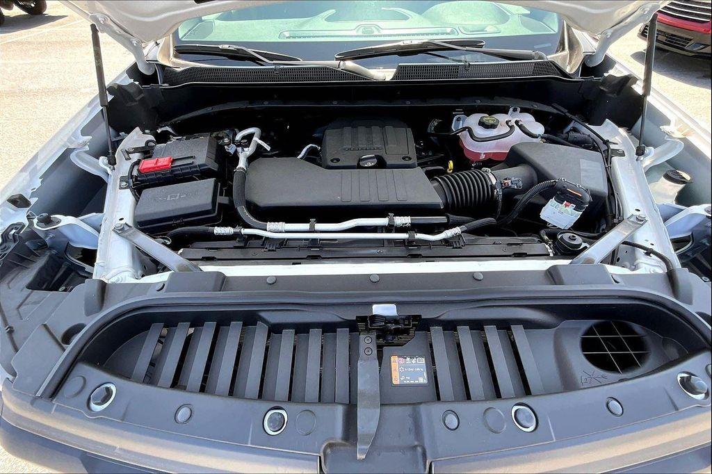 new 2025 Chevrolet Silverado 1500 car, priced at $38,365