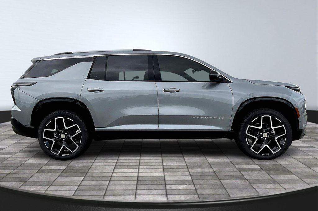 new 2025 Chevrolet Traverse car, priced at $51,994