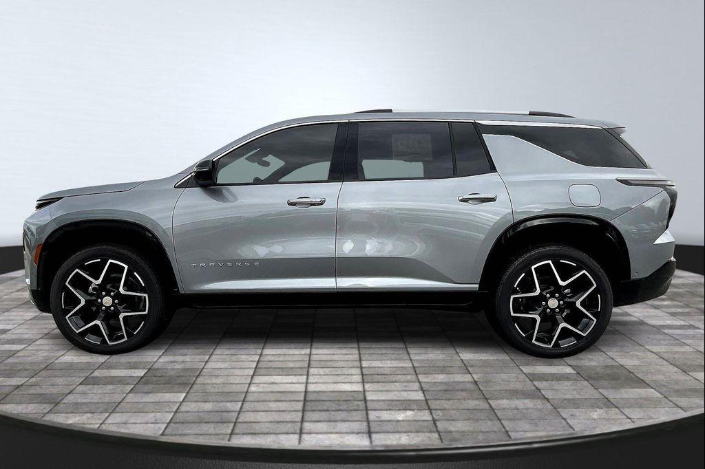 new 2025 Chevrolet Traverse car, priced at $51,994