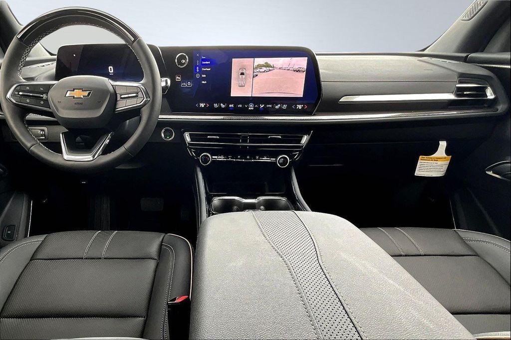 new 2025 Chevrolet Traverse car, priced at $51,994
