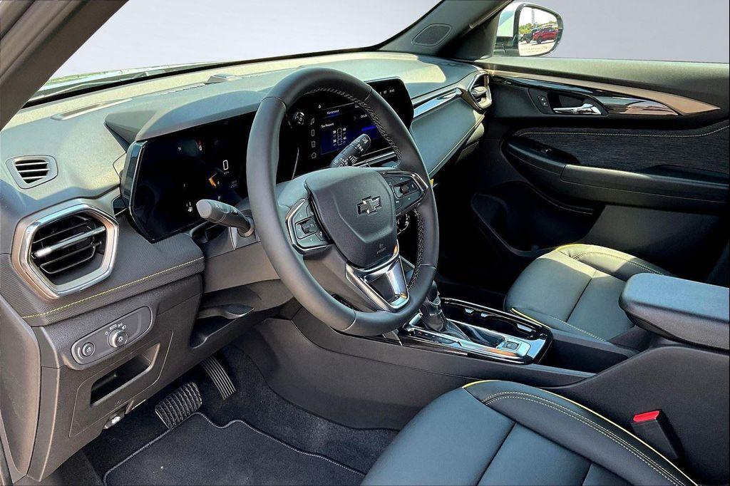 new 2025 Chevrolet TrailBlazer car, priced at $24,995