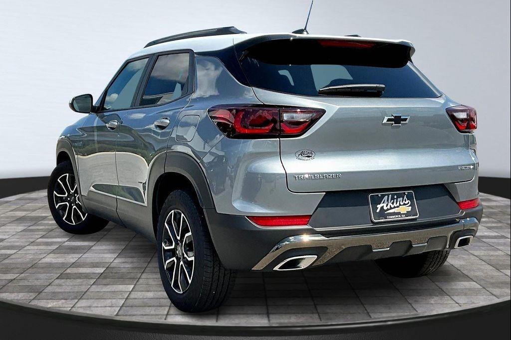 new 2025 Chevrolet TrailBlazer car, priced at $24,995